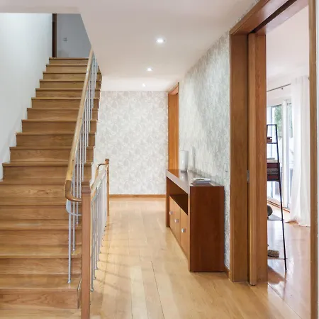 Flh Restelo Duplex With Garden & Parking