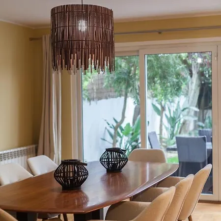 Flh Restelo Duplex With Garden & Parking * Lissabon