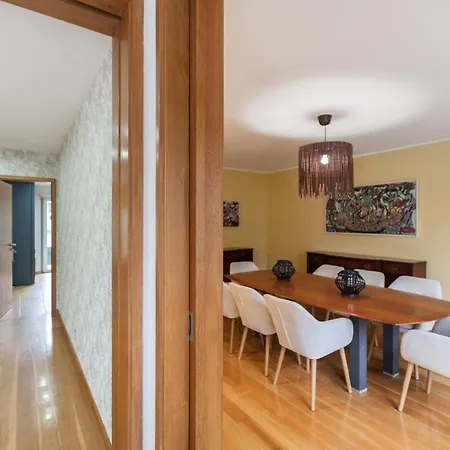 Flh Restelo Duplex With Garden & Parking *